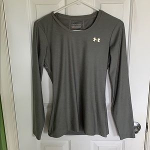 Boys Under Armour long sleeve size medium
